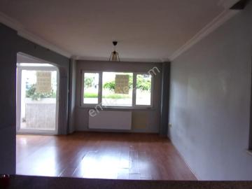 Tarabya Sanatçılar Sitesinde 2+1 100 Metrekare Kıralık Daire