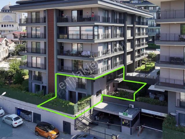Tarabya Vadi Konaklarında Bahçeli 3,5 + 1 Satılık Dubleks Daire