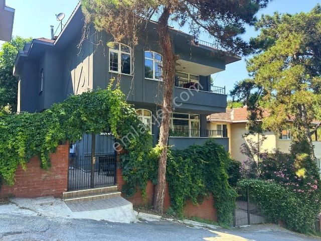 Tarabyada Değerli Arsasıyla Öne Çıkan 7+2 Müstakil Villa