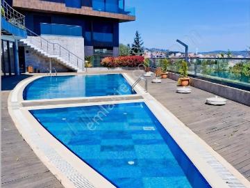 Tarabya'da Yeni Sitede Boğaz Manzaralı Satılık Dubleks