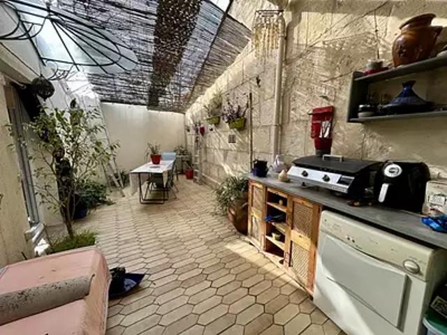 Tarascon 13150 Achat / Vente appartement 4 pièces t4 au dernier étage terrasse
