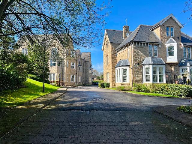Tarascon, Kenwood Court, Nether Edge, Sheffield S7, 2 bed flat to rent, £1,195 pcm | PrimeLocation