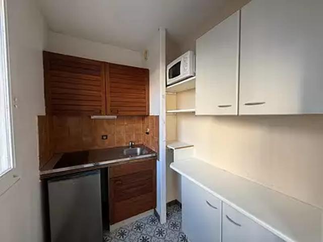 Tarbes 65000 Location appartement 1 pièce t1 terrasse cave