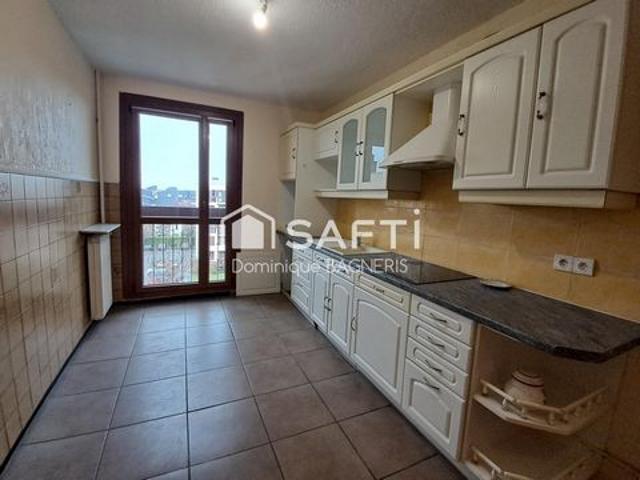 TARBES Ouest, agréable T4 d'env 90m² 81m² loi carrez + 8m² de balcon