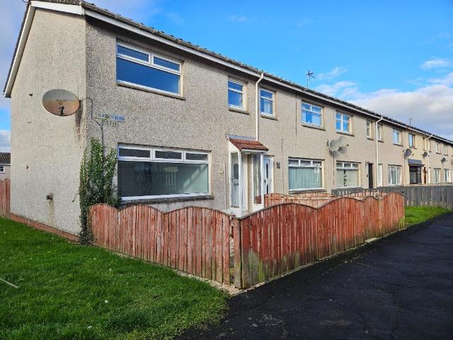 Tarbolton Path, Larkhall, South. 3 bed end of terrace house to rent £850 pcm £196 pw