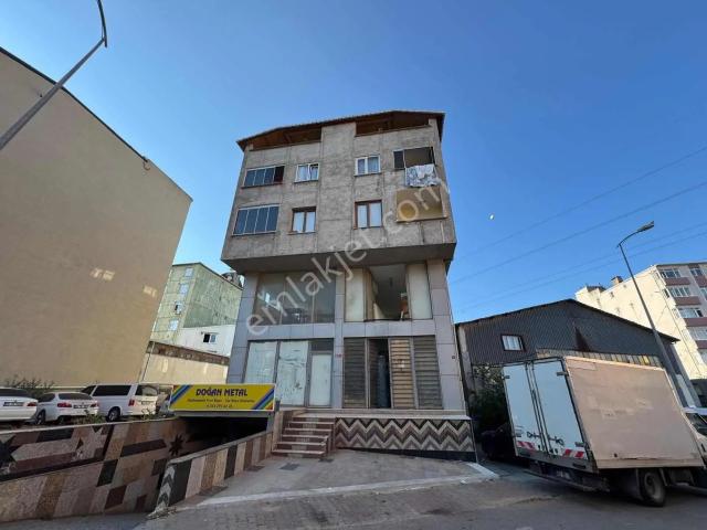 Tarcanlar Dan Ataşehir Ferhatpaşa Da Satılık 3+1 Fırsat Daire