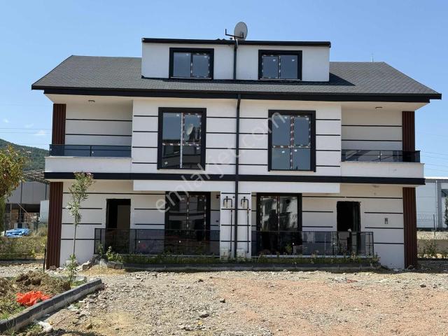 Tarcanlardan Başiskelede Ultra Lüks 4+1 Villa