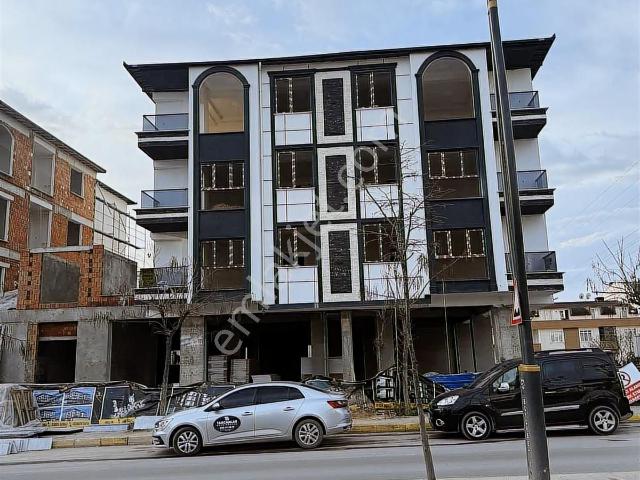 Tarcanlardan Körfez Devlet Hastanesi Karşısı Satılık 2+1 Daire