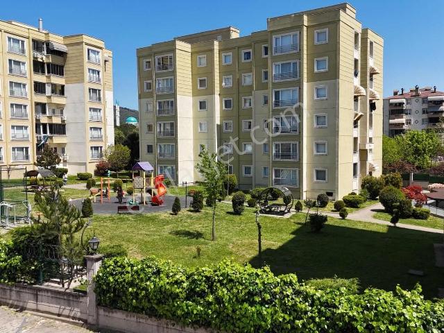 Tarcanlardan Körfezde Havuzlu Sitede 2+1 Daire