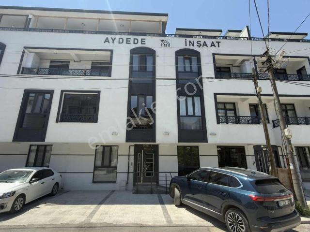 Tarcanlar'dan Kartepe Ataevler Mah. 2+1 Sıfır Kiralık Daire