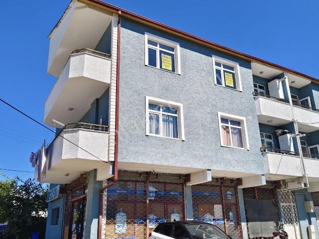 Tarcanlar'dan Kiralık Basiskele Sahil Mah Geniş Metrekare 3+1
