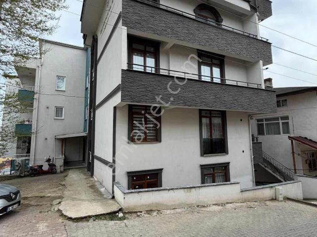 Tarcanlardan Kuruçeşmede Arakat 2+1 Satılık Daire