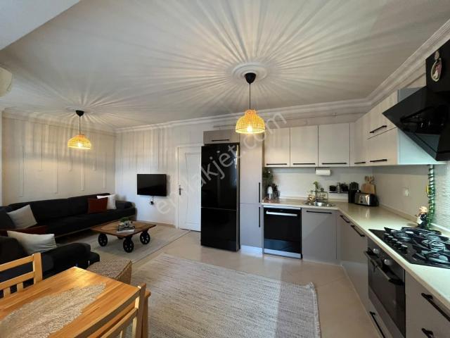 Tarcanlardan İzmit Çarşıda Lüks 3+1 Satılık Daire