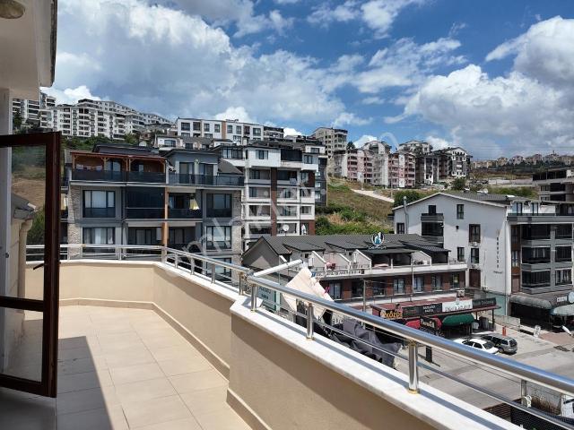 Tarcanlardan İzmit Boğazova Caddesinde 3+1 Satılık Daire