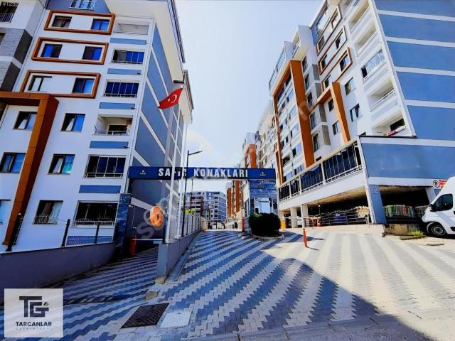 Tarcanlardan Yenikent Safir Konaklarında 3,5+1 Daire