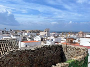 Tarifa. Com presenta exclusiva Casa de pueblo situada en el. 101m² Tarifa