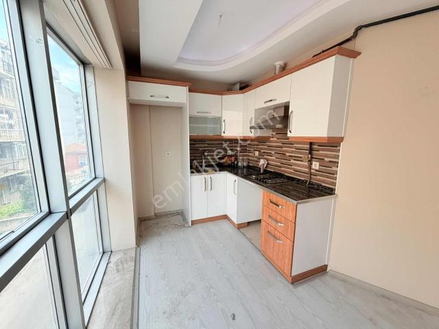 Tarihi Asansör Yakını 2+1 55 M2 Asansörlü Lüx 7 Yıllık Daire