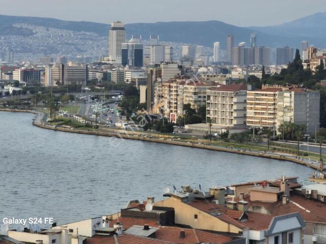 Tarihi Asansör Bölgesinde Ful Deniz Manzaralı Kiralık 3+1 Daire