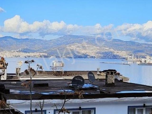 Tarihi Asansöre 300 Mt Denize Yakın Satılık Sıfır Daire