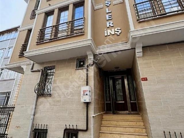 Tarihi Balat'ta Eşsiz Haliç Manzaralı 5+2 Dubleks