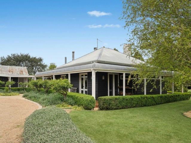 'Taringa', A Private Country Escape