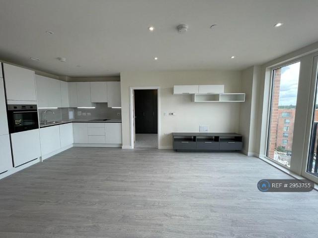 Taro Apartments, Harrow, HA1 2 bed flat to rent £2,200 pcm £508 pw