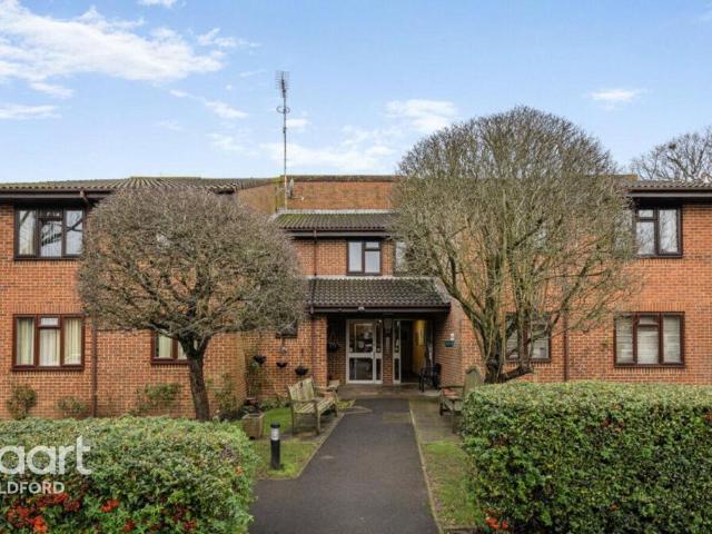 Tarragon Drive, GUILDFORD 1 bed apartment to rent £1,100 pcm £254 pw