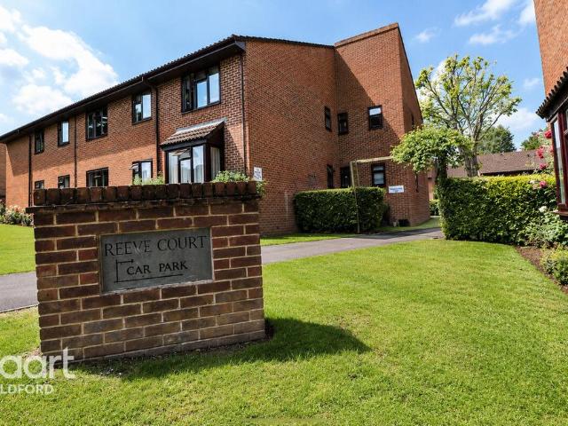 Tarragon Drive, GUILDFORD 1 bed townhouse to rent £1,000 pcm £231 pw