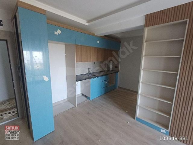 TARSUS ÜNİVERSİTE YOLUNDA KİRALIK SIFIR HAVUZLU DAİRE