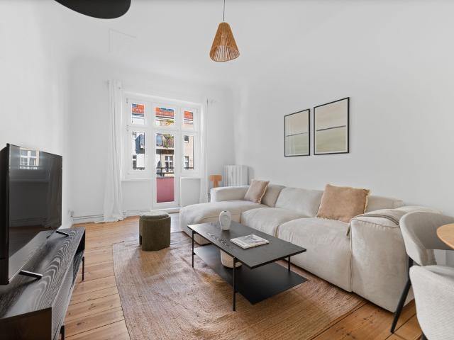 Tasteful 1 Bedroom Apartment in Friedrichshain, Berlin Amsterdam Apartments for Rent