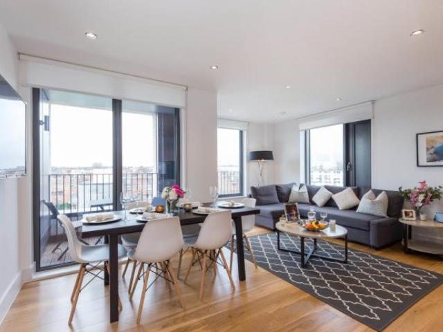 Tasteful 2 bedroom apartment in Notting Hill Has an Apartment