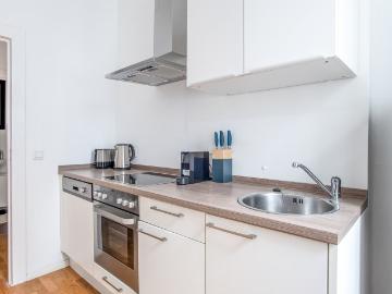 Tasteful Charlottenburg Studio nr KaDeWe, Berlin Amsterdam Apartments for Rent