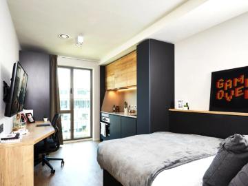 Tasteful studio close to Cardiff University Has an Apartment