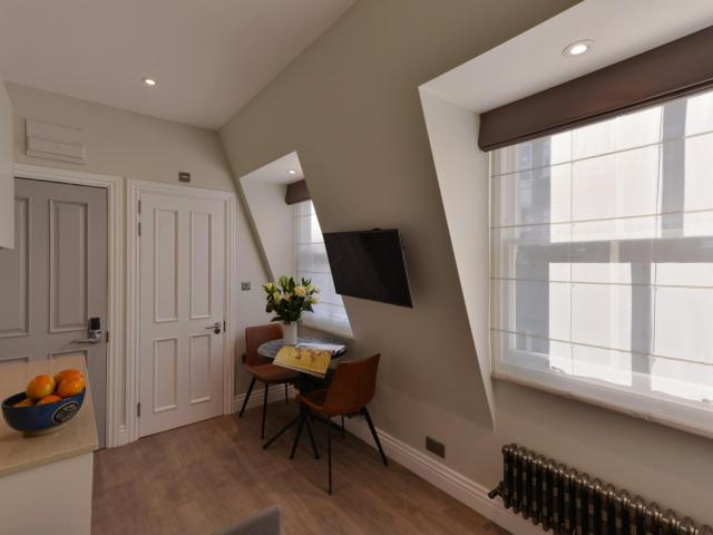 Tasteful studio near the Regent's Park tube Has an Apartment