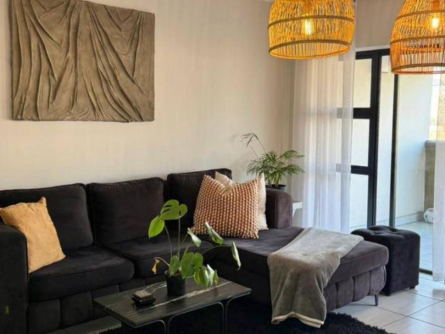 Tastefully furnished 1 bed apartment