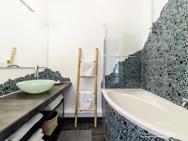 Tastefully furnished apartment in the Hamburg Generalsviertel
