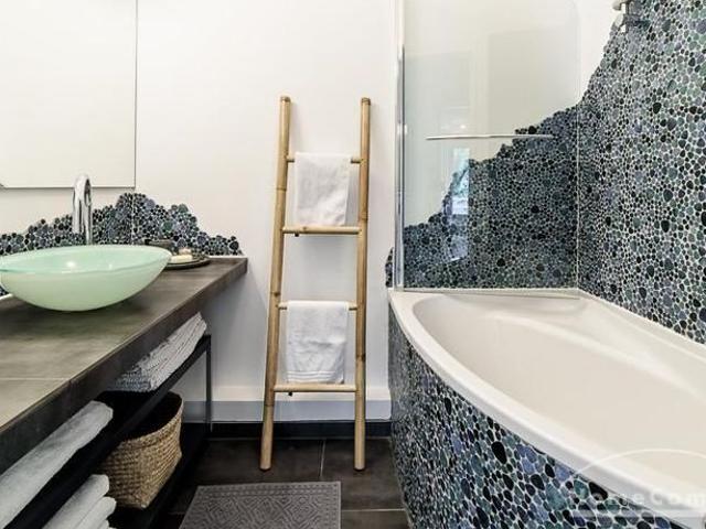 Tastefully furnished apartment in the Hamburg Generalsviertel
