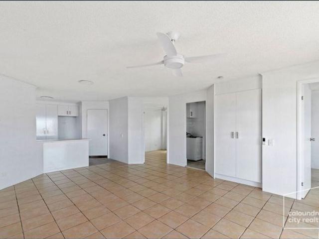 TASTEFULLY RENOVATED UNIT IN KINGS BEACH