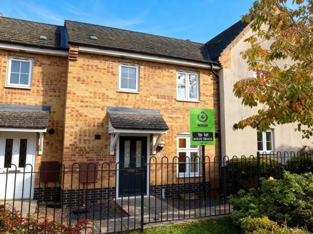 Tasburgh Close, King's Lynn 3 bed terraced house to rent £1,100 pcm £254 pw