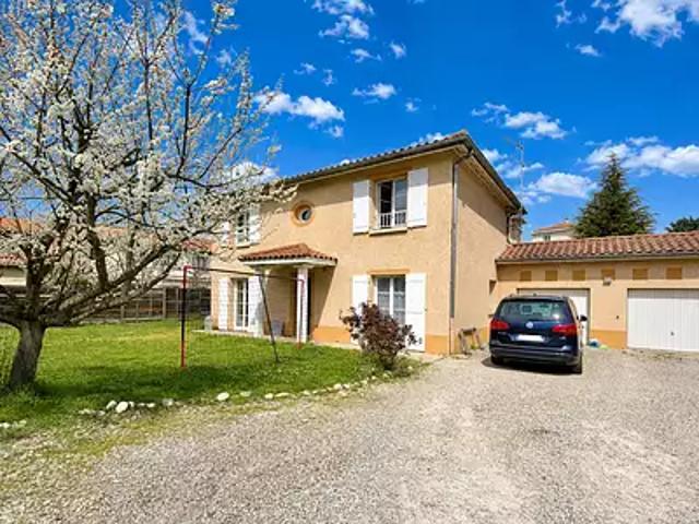 Tassin la Demi Lune 69160 Location maison 6 pièces t6 jardin