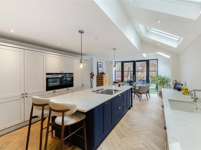 Tasso Road, London, W6 5 bed terraced house to rent £8,000 pcm £1,846 pw
