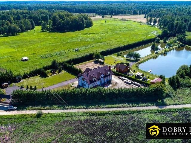 Dom z dużą działką, stawami i sauną zapraszam