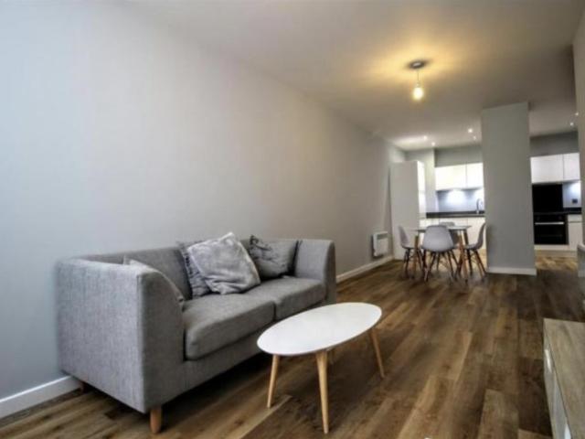 Tate House, 5 7 New York Road, Leeds, West Yorkshire, UK LS2, 1 bed flat to rent, £850 pcm | PrimeLocation