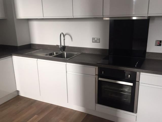 Tate House, 5 7 New York Road, Leeds, West Yorkshire, UK LS2, 2 bed flat to rent, £1,050 pcm | PrimeLocation