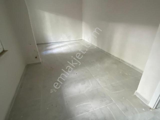 Tatlıkuyu Mah Yatırım Fırsatı Geniş M2'li Balkonlu 3+1 Satılık
