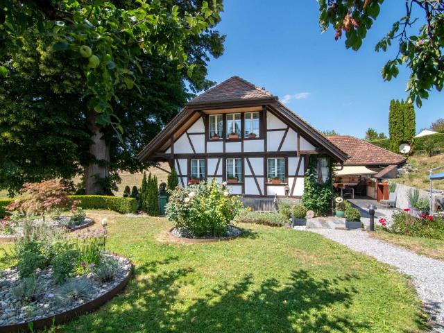 Taunerhaus mit baubiologischer Substanz und Gartenparadies