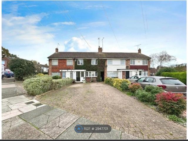Taunton Close, Bexleyheath DA7, 3 bed terraced house to rent, £2,200 pcm | PrimeLocation