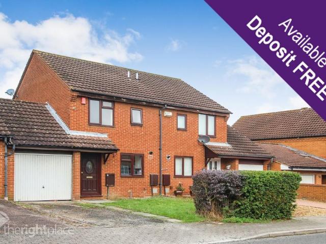 Taunton Deane, Emerson Valley, MK4 2AL 2 bed semi detached house to rent £1,400 pcm £323 pw