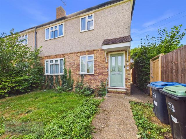Taunton Lane, Coulsdon CR5, 2 bed maisonette to rent, £1,695 pcm | PrimeLocation