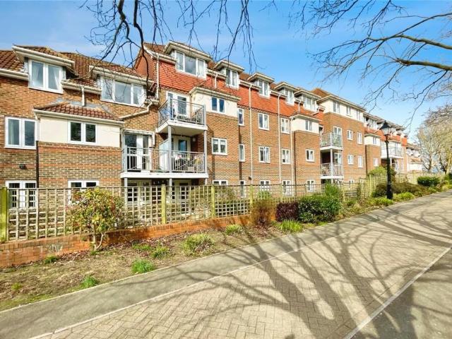 Taunton TA1, 1 bed flat to rent, £1,100 pcm | PrimeLocation